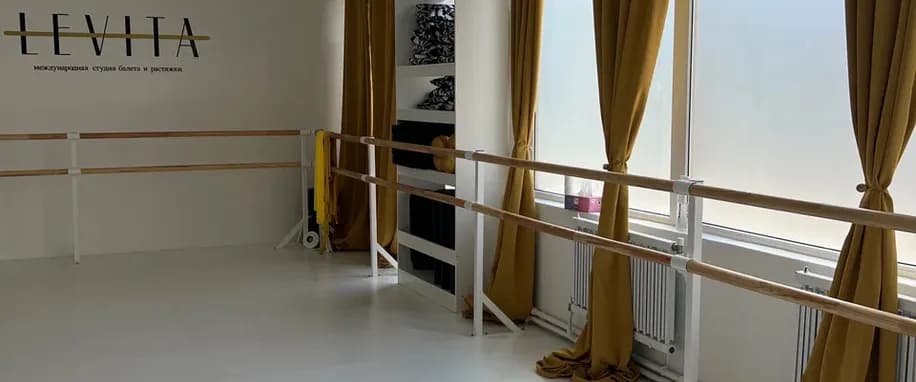 gallery slide